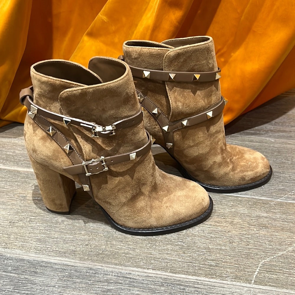 Valentino rockstud booties